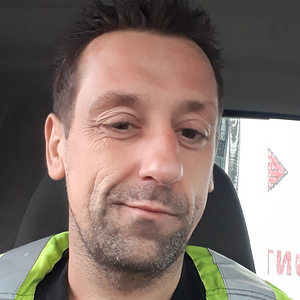 Francis,
                                38 ans,
                                Homme célibataire
                                
                                
                                de  Montréal