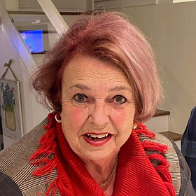 Pauline,
                                75 ans,
                                
                                Femme célibataire
                                
                                de  Montréal