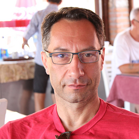 Hani,
                                53 ans,
                                Homme célibataire
                                
                                
                                de  Montréal