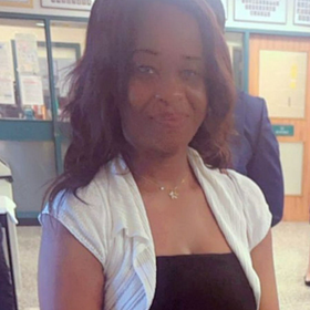 Christiana Douale,
                                42 ans,
                                
                                Femme célibataire
                                
                                de  Brantford