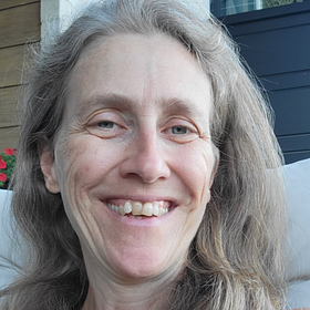 Stéphanie,
                                49 ans,
                                
                                Femme célibataire
                                
                                de  St-Cyrille-de-Wendover