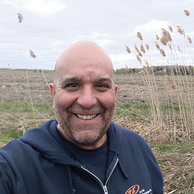 Dominique,
                                51 ans,
                                Homme célibataire
                                
                                
                                de  Mascouche