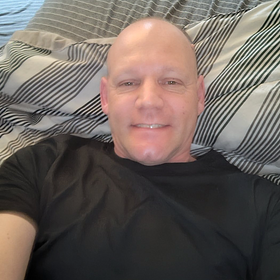 Jean-François,
                                53 years old,
                                Single man
                                
                                
                                from  Montréal
