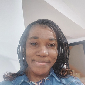 Magalie,
                                49 ans,
                                
                                Femme célibataire
                                
                                de  Saint-Augustin-de-Desmaures