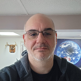 Martin,
                                47 ans,
                                Homme célibataire
                                
                                
                                de  Montréal