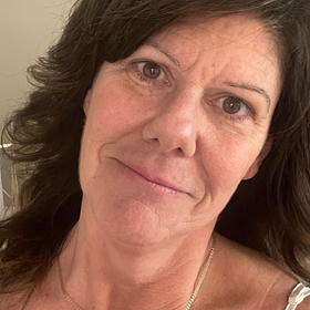 Anik,
                                54 ans,
                                
                                Femme célibataire
                                
                                de  Gatineau