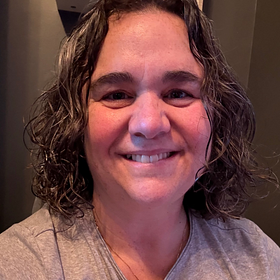 Julie,
                                49 ans,
                                
                                Femme célibataire
                                
                                de  Châteauguay