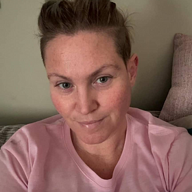 Nathalie,
                                39 ans,
                                
                                Femme célibataire
                                
                                de  Montréal